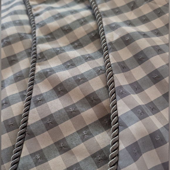 Green and Tan Valance - Picture 4 of 8